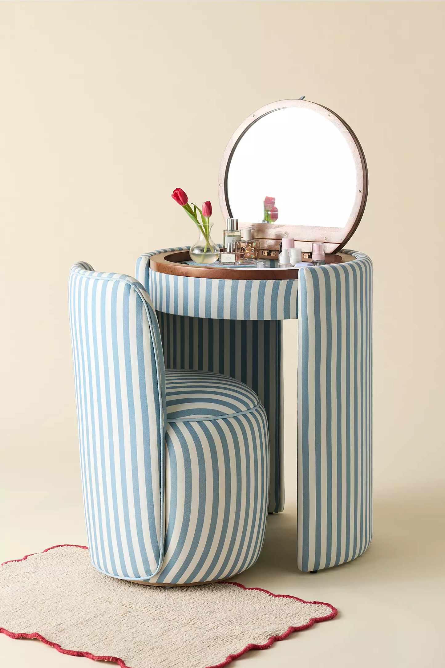 Ovalisse Vanity Set